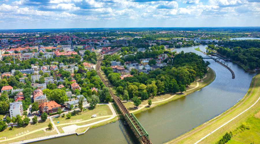 Nosso inventário inclui uma ampla variedade de veículos.